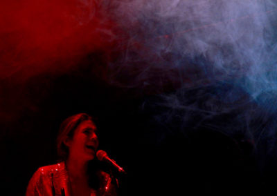 Quoi?Zut!Zob!Love! Cabaret Copi festival COPIRIGHT! théâtre Étoile du Nord Anne Moret chant ©NatalieBeder